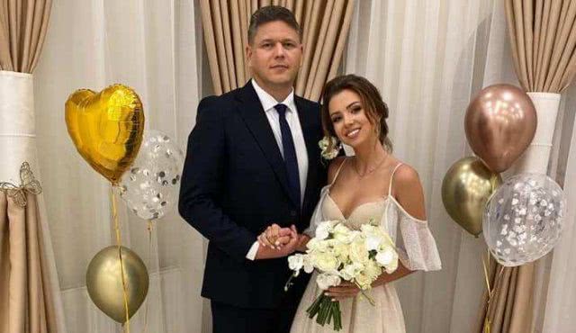 "Настя из Уханя" и глава ГМС Соколюк поженились