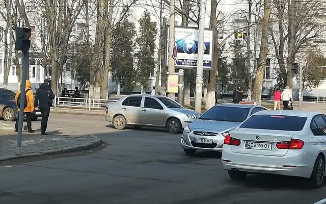 В Херсоне транспортный коллапс из-за нерабочих светофоров