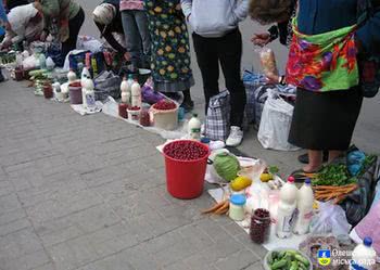 Олешківське управління Головного управління Держпродспоживслужби в Херсонській області застерігає щодо стихійної торгівлі