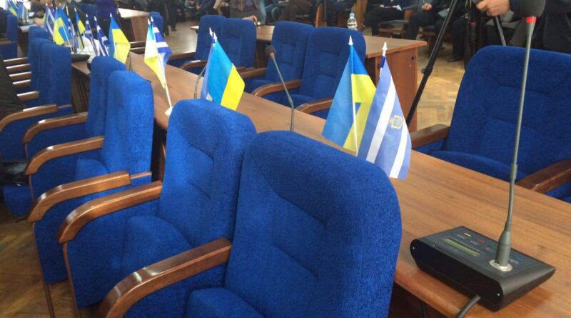 Мэр Херсона одного заместителя уволил, а двух назначил