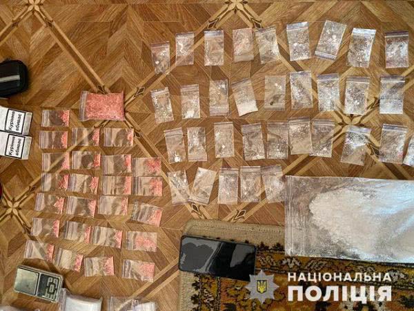 В Херсоне суд избрал меры подозреваемым в изготовлении и сбыте наркотиков