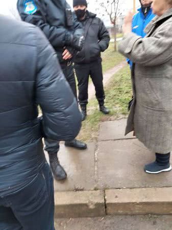 Херсонцы жалуются, что не могут попасть на прием к мэру Колыхаеву