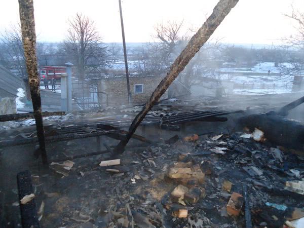 Голопристанские спасатели ехали 60 км в Железный Порт на пожар частного двухэтажного дома