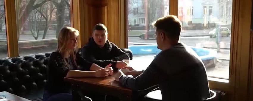 "Поетична шафа": як херсонська журналістка об'єднала творчих людей