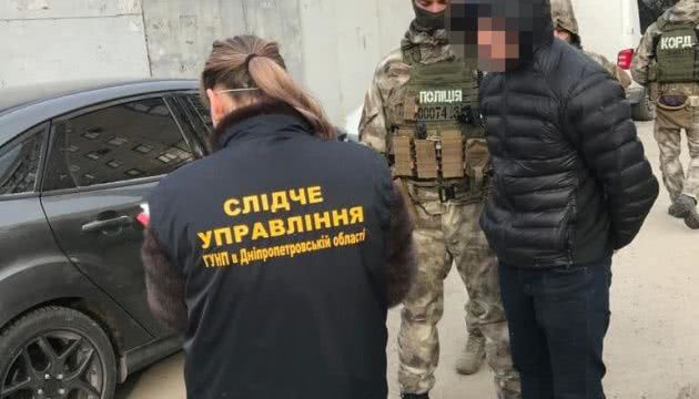 На Днепропетровщине задержали банду рейдеров, которая терроризировала фермеров. В банде были херсонцы