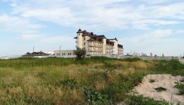 Клинику-долгострой на Арабатской Стрелке планируют включить в «Большое строительство»