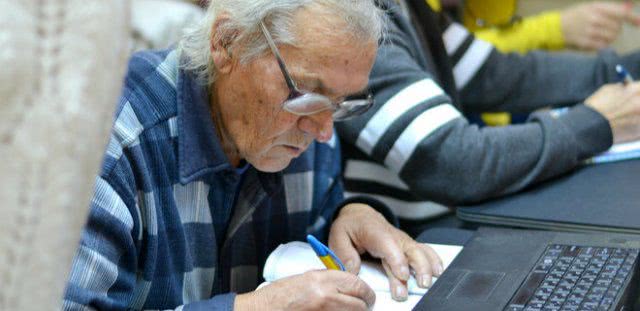 Перерасчет пенсии в Украине: по какой формуле проводят и что нужно знать