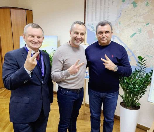 Херсонский "Кристалл": появилась надежда