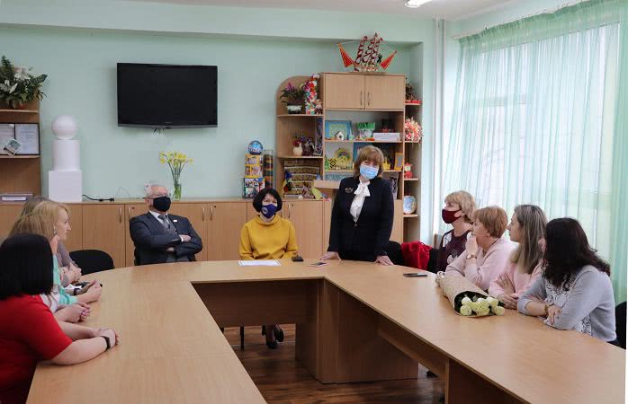 Xepcoнcький дepжунiвepcитeт poзшиpює гeoгpaфiю cлуxaчiв куpciв з пiдвищeння квaлiфiкaцiї
