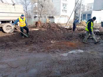 У Дніпровському районі весняне прибирання розпочато
