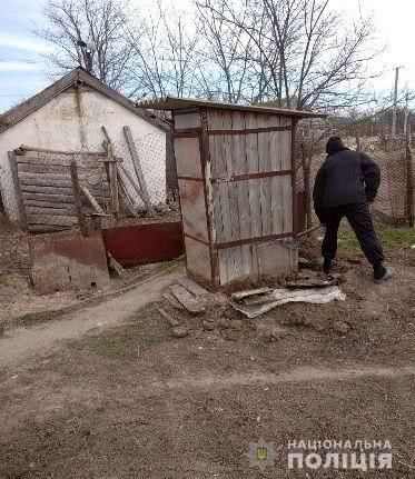 На Херсонщині у вуличному туалеті виявлений новонароджений хлопчик