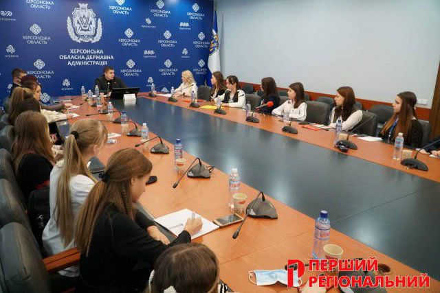 Губернатор Херсонщины провел свою первую пресс-конференцию