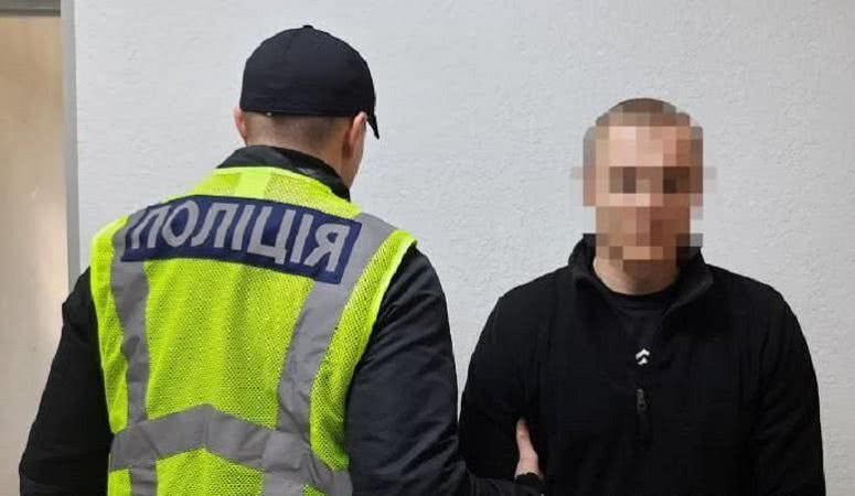 Мошенники под видом врачей и полицейских отбирают все сбережения украинцев: как не стать жертвой