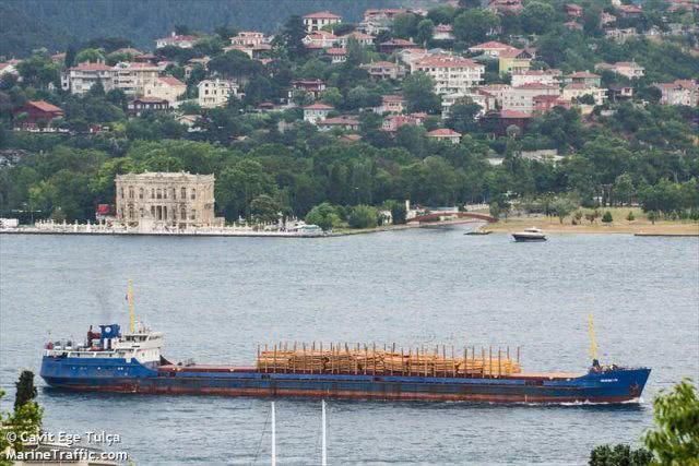Спасатели продолжают искать украинских моряков с затонувшего «Volgo Balt 179»