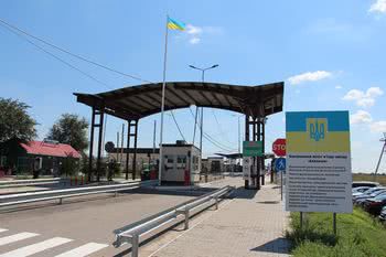 Понад 100 порушників виявили прикордонники у березні на адмінмежі з ТОТ АР Крим