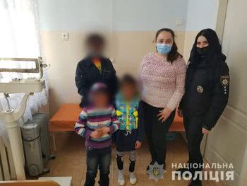 В Херсоні поліцейські склали адмінпротоколи на батьків, які разом з малолітніми дітьми проживають біля смітника