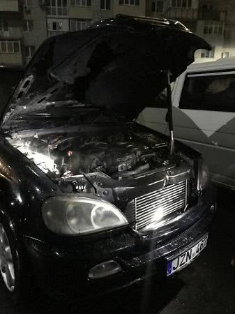 В Херсоне подожгли люксовое авто
