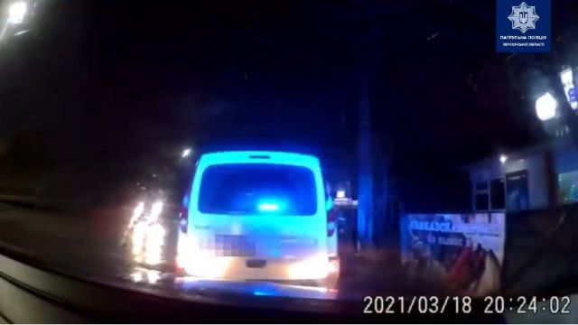 Херсонские патрульные выписали пьяному водителю очередной "протокол счастья" на 17 тыс. грн