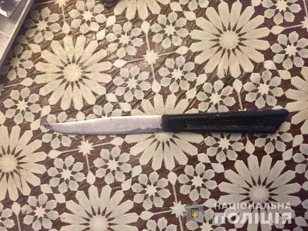В Херсоне полицейские задержали мужчину за нанесение смертельных телесных повреждений знакомому