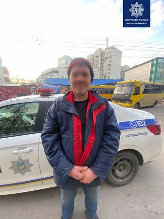 Патрульные составили протокол на херсонца, который выпил алкоголь после ДТП