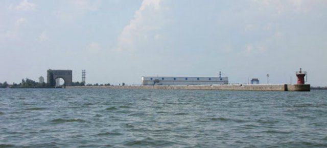 Смерть на воде: в Каховском водохранилище обнаружили тело утопленника