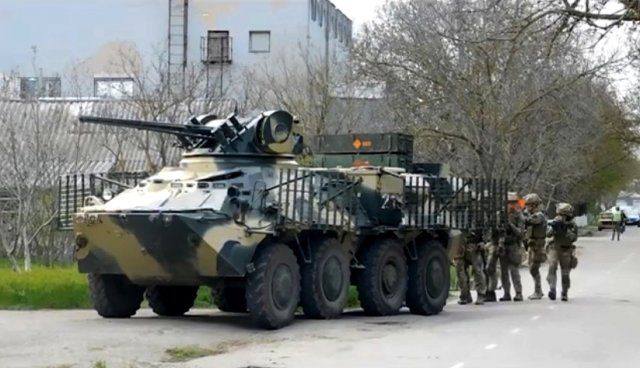 На Херсонщине десантники отработали боевые действия в городе