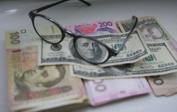 Государство начало выплату «карантинных» денег