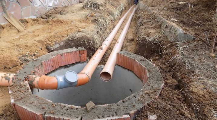 Повесился в колодце водопровода глава семейства на Херсонщине