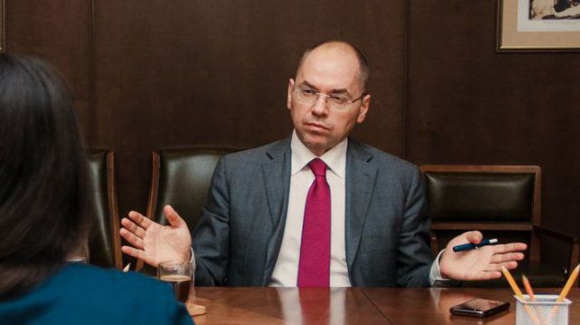 Денег нет, но вы держитесь: украинцев разгневало заявление Степанова о борьбе с COVID-19