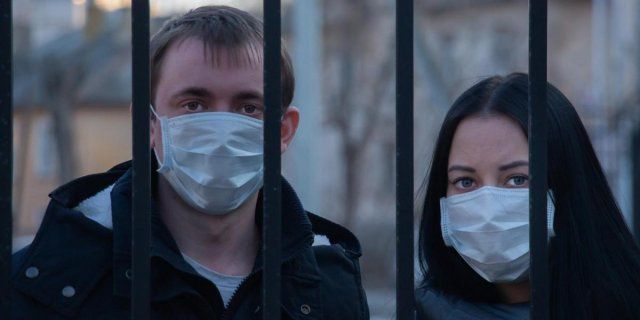 Украинцам грозят большие штрафы за нарушение самоизоляции: сколько заплатят и как будут проверять