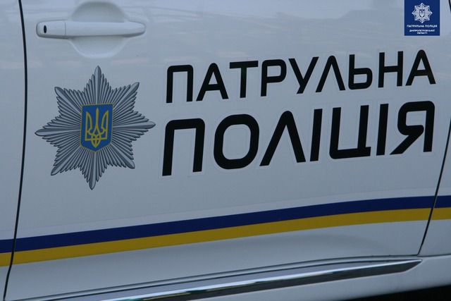 В Херсоне пьяный водитель предлагал патрульным 20 тыс. грн  за непривлечение его к ответственности