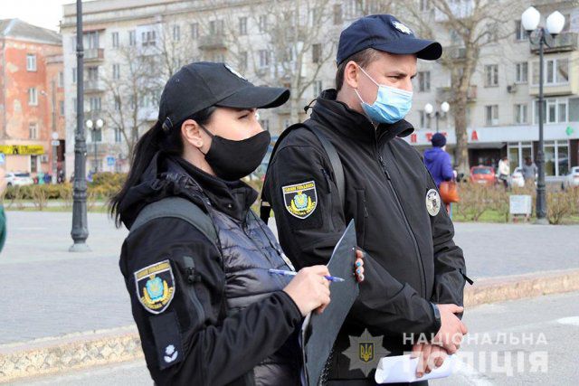 По прошедшую неделю, полицейские Херсонщины составили 371 административный протокол за нарушение правил карантина