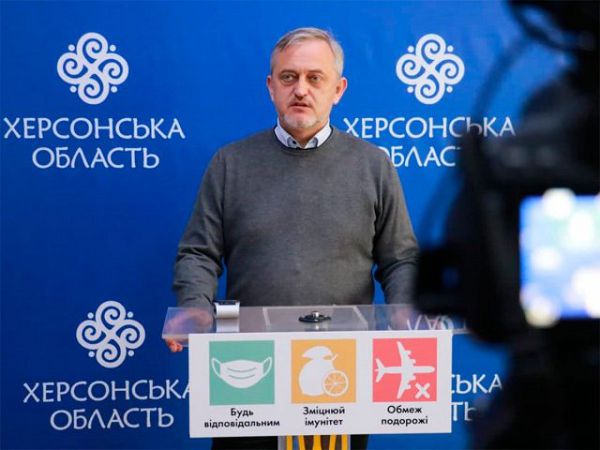 Нa Xepcoнщинe cмягчaют peжим кapaнтинныx oгpaничeний