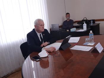 Пропозиції та рішення депутатів обласної ради губляться в Херсонській ОДА