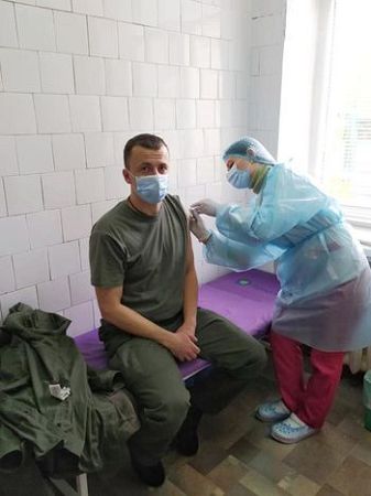 Прикордонники вакцинуються