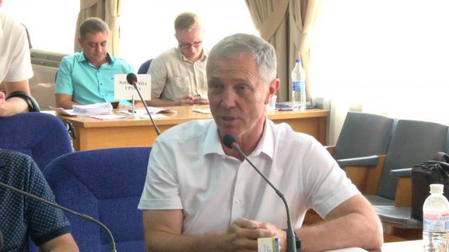 С экс-мером Херсона разводиться жена