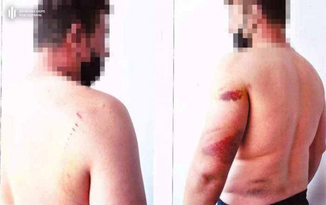 На Херсонщине полицейский жестоко избивал задержанных