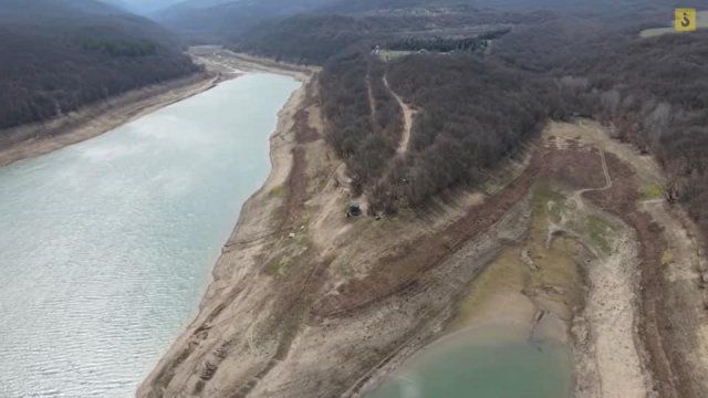 В оккупированном Крыму обмелело водохранилище: заполнено лишь на пятую часть