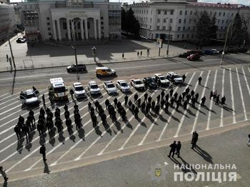 Ковід-патрулі починають перевіряти пасажирський транспорт, торгові центри, магазини та заклади харчування, парки та сквери