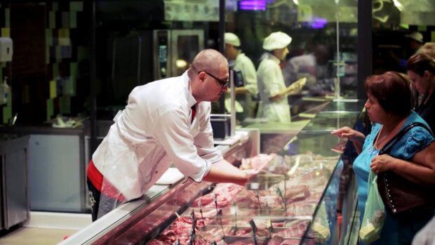 Украинцев ошарашили подорожанием продуктов за последний год: "золотые" яйца и масло за 58 гривен