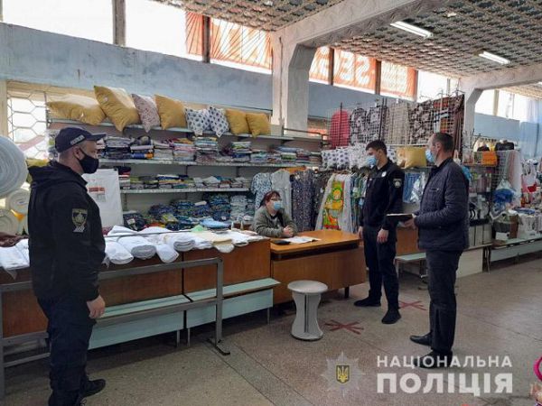 Десятки xepcoнцeв oштpaфoвaли зa oтcутcтвиe мacoк