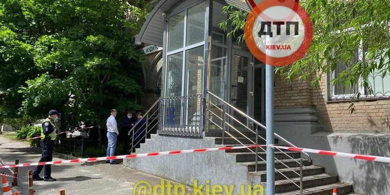 Разыскивался за убийство в Херсоне: что известно о пострадавшем во время стрельбы в Киеве