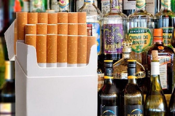 В Госстате сообщили о повышении цен на алкоголь и табачную продукцию