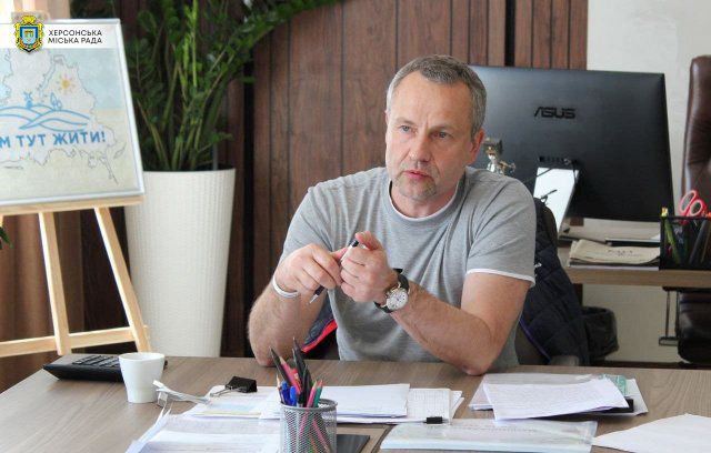 Колихаев требует от подрядчиков выполнить гарантийный ремонт дорог