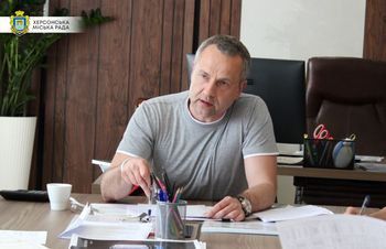 В ОСББ стверджують, що не мають діалогу з мером Колихаєвим. Питання ліфтів відкрито