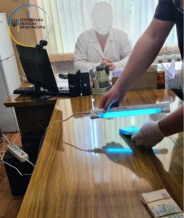 100 тис. грн за користування приміщенням центру первинної медико-санітарної допомоги в Генічеську