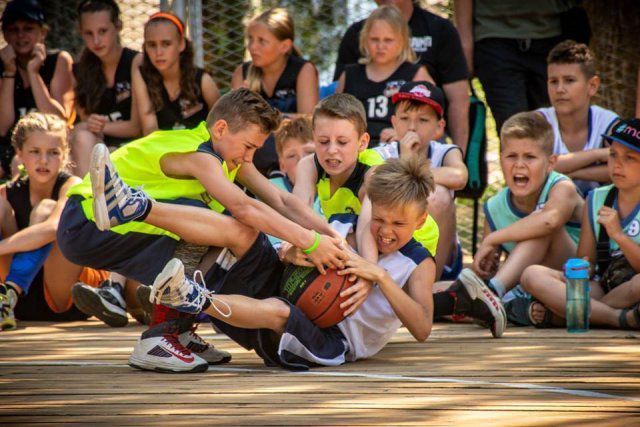 Продолжается регистрация участников Фестиваля минибаскетболу в Железном Порту