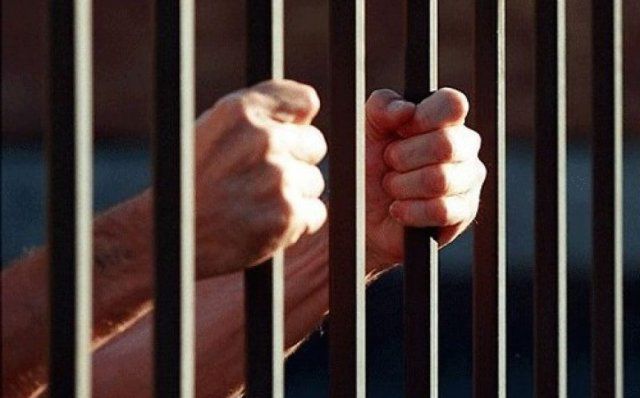 Прокуратура добилась ужесточения наказания злоумышленнику за совершение разбойного нападения, изнасилования и кражи имущества