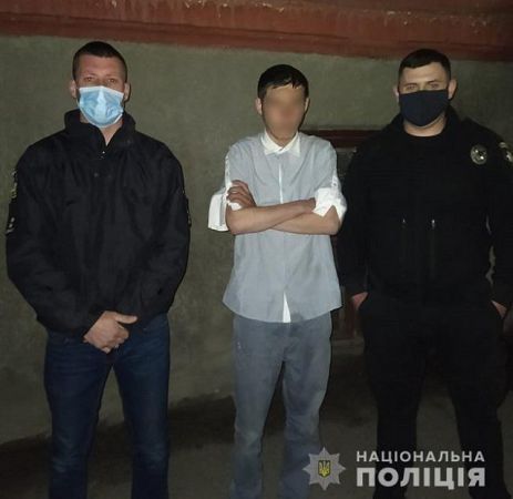 Разыскиваемого подростка с Херсонщины полицейские обнаружили в Умани
