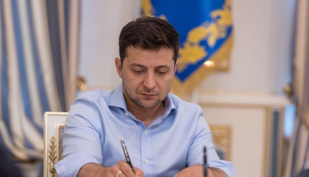Президент уволил четырех глав РГА в Херсонской области